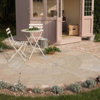 Global Stone Premium Sandstone York Green Riven Circle
